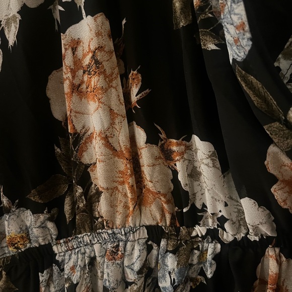 COPY - Baltic Born- Kia Kimono Black Floral Maxi Dress (size xl) - Picture 2 of 4